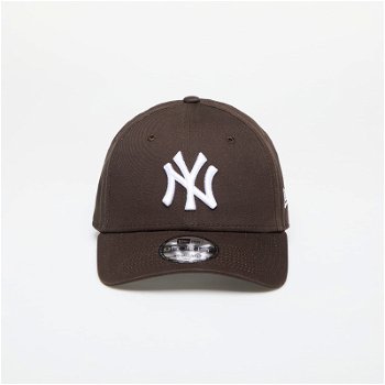 New Era New York Yankees League Essential 9FORTY Adjustable Cap Dark Brown 60471458